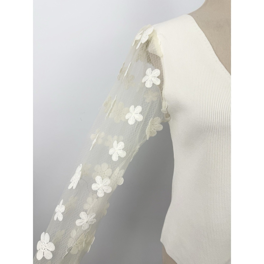 DOLAN Sheer Sleeve Applique SWEATER Top M Anthropologie 3D Cream Feminine Fairy - Picture 3 of 15